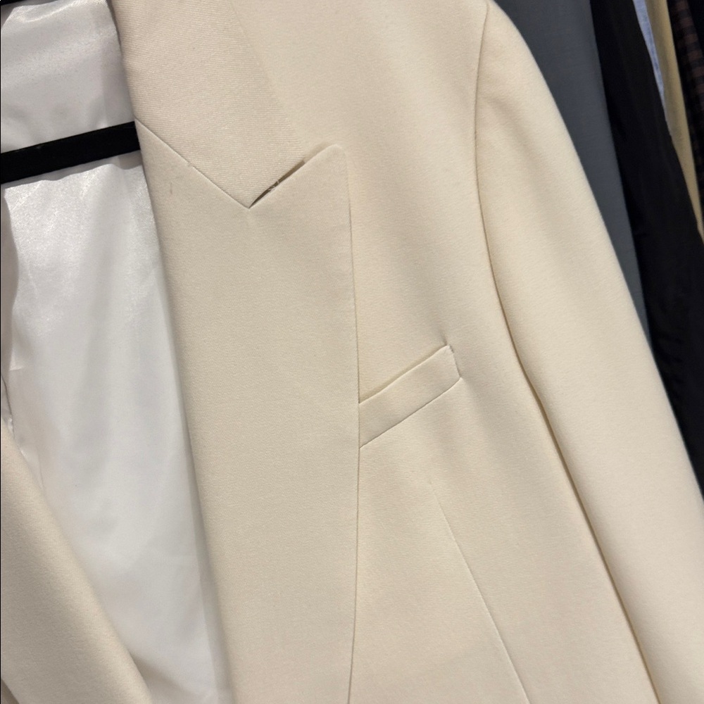 Zara Cream Double-Breasted Blazer with Notch Lapels size 44 - Picture 6 of 7
